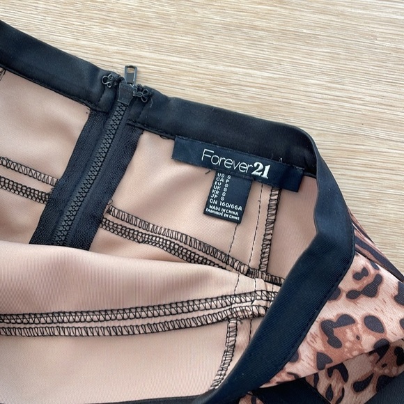 Bundle of 3 Skirs - Picture 2 of 4